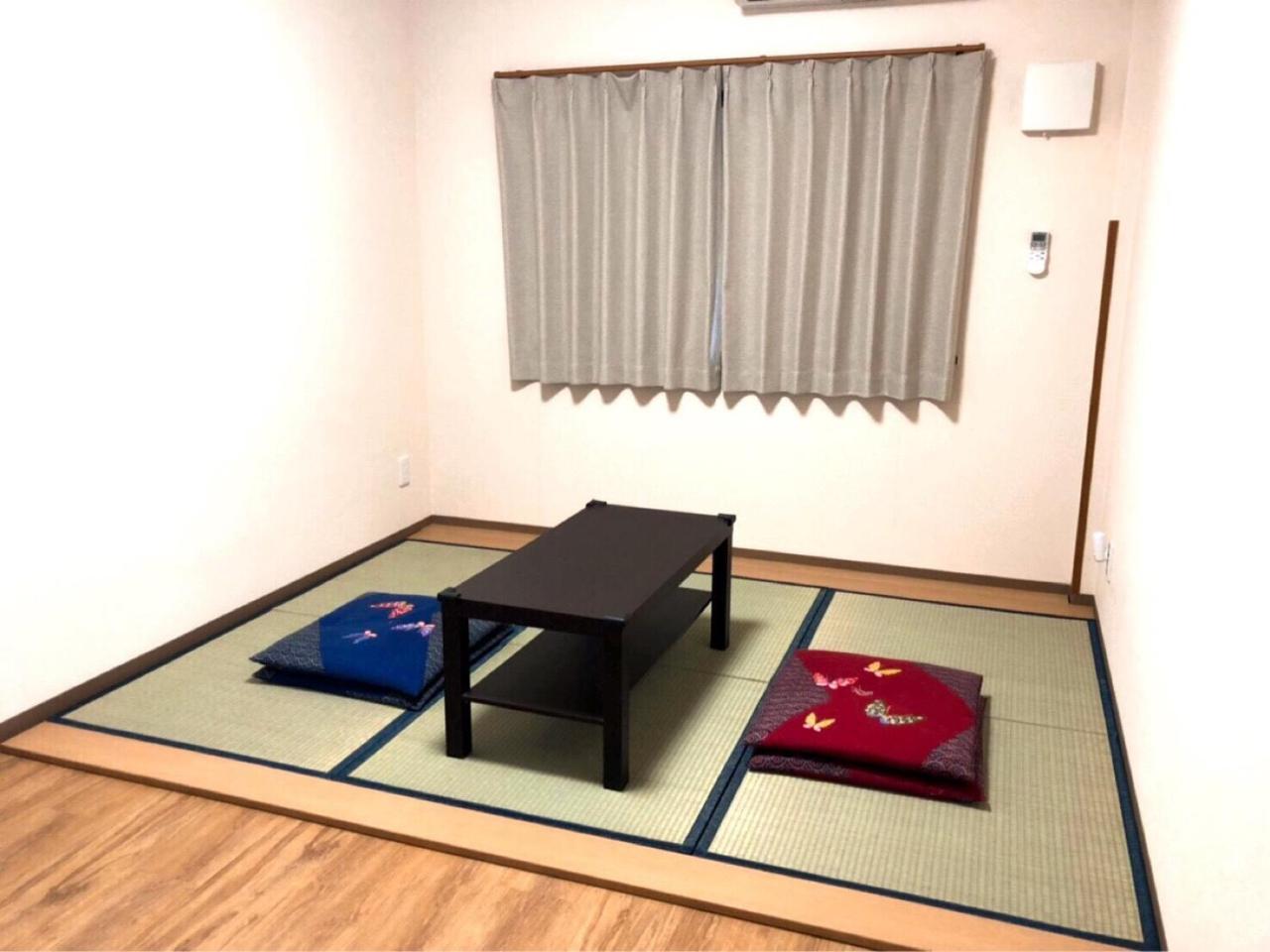 Mikawa House Osaka Castle Hotel Exterior photo